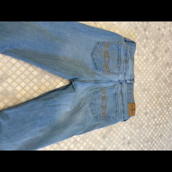 Abercrombie Kids Light Wash Jean Leggings - Picture 3 of 5